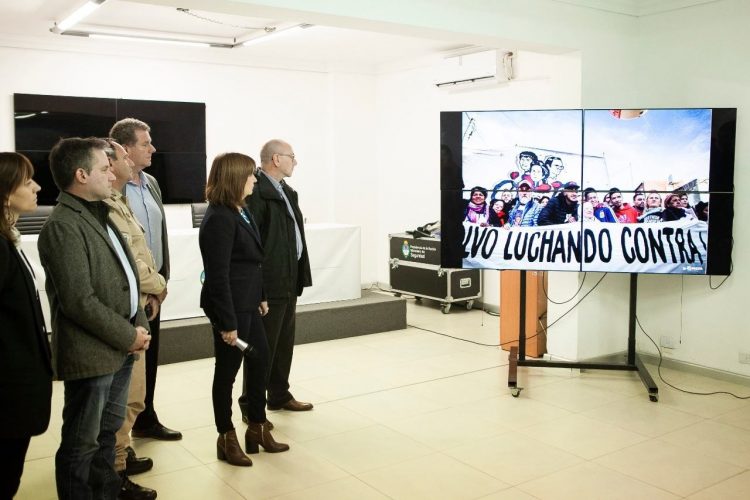 Resultado de imagen para bullrich la garganta poderosa