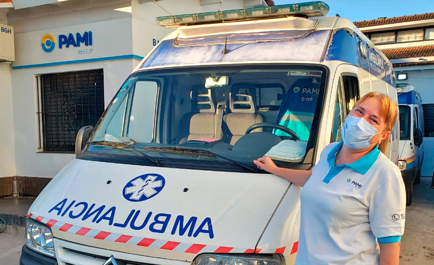 Estela Alvarez conductora de ambulancias PAMI