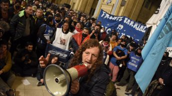 Asamblea en Constitución