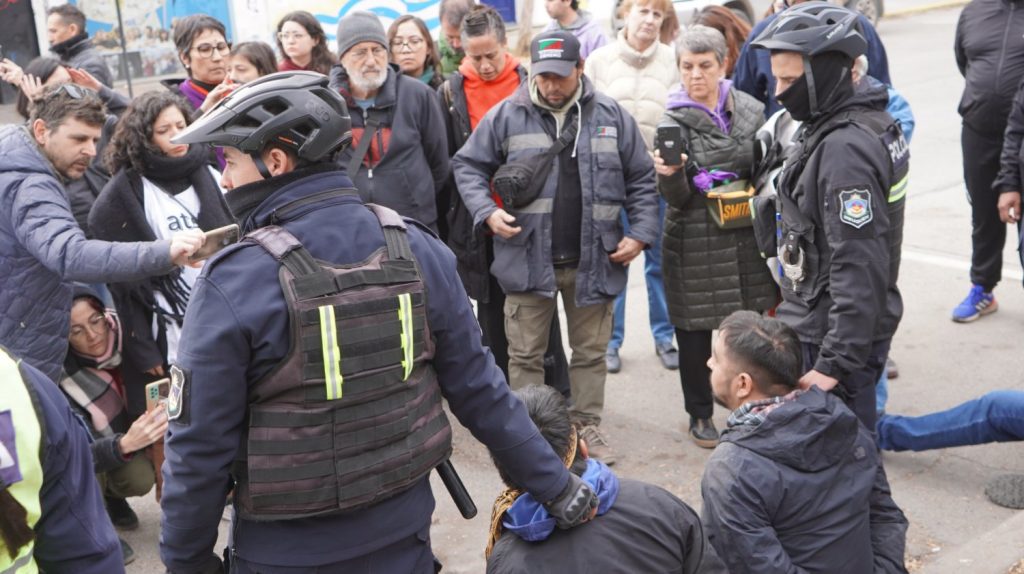 represión a mapuches en neuquén