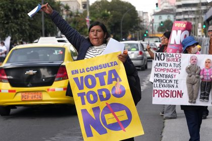 Ecuadro referendo NO